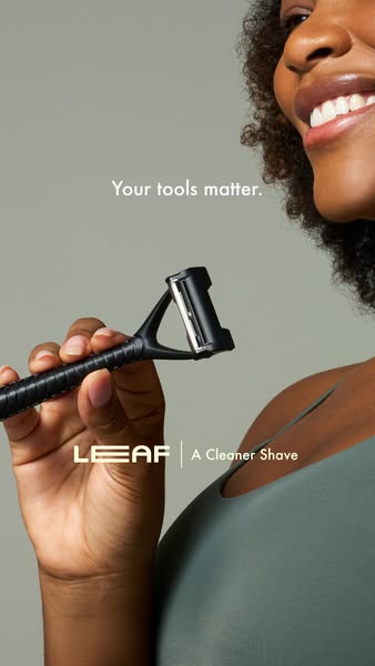 This ad showcases the brand's razor while implying the product is a premium shaving tool.