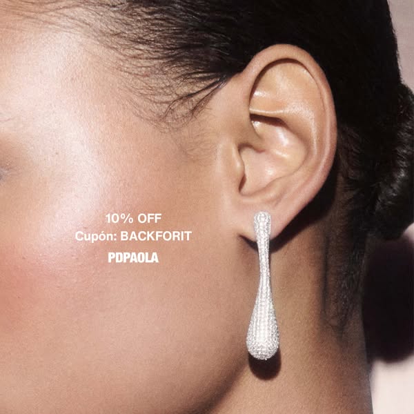 This image ad showcases a PDPaola earring with an offer of 10% off using a coupon code.