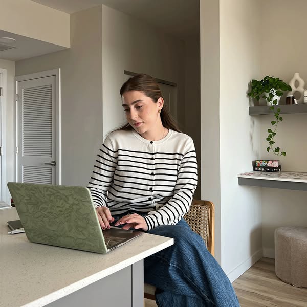 Grace Lemire ad