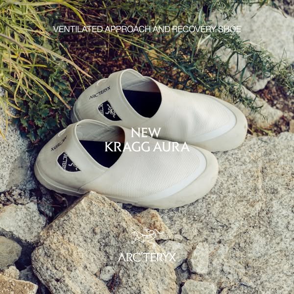This ad showcases the Arc'teryx Kragg Aura shoe. The ad spotlights the new shoe in an outdoor setting with the brand