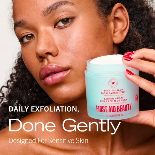 This image ad showcases First Aid Beauty's Brighten + Glow Facial Radiance Pads for daily exfoliation that is design