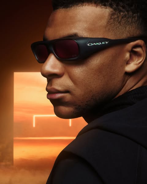 Kylian Mbappé ad