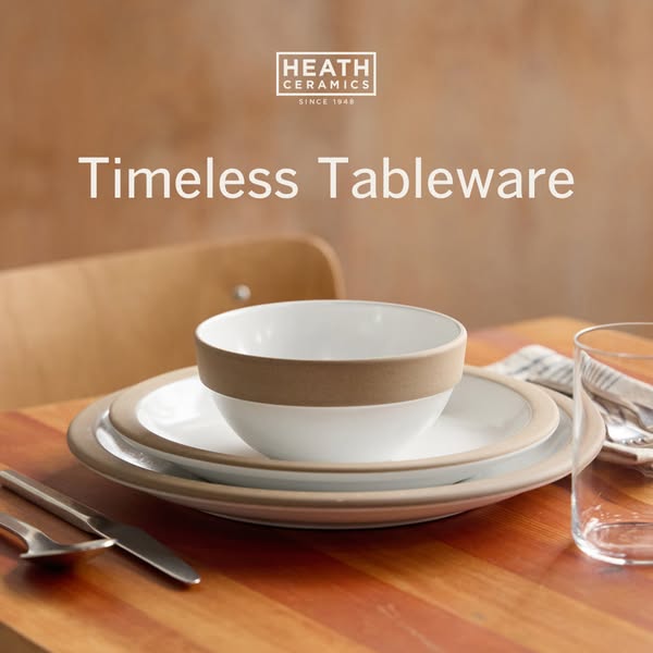 This is a simple, static image ad showcasing a set of dishware.