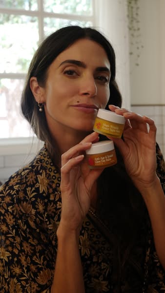 Froya Organics ad