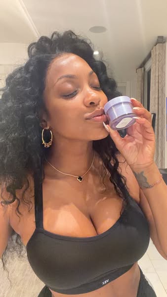 Porsha Williams ad