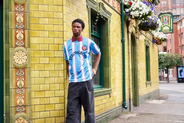 Classic Football Shirts ad