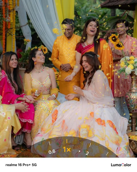 ayeshaakhan_official ad