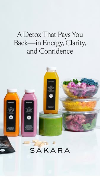 This ad showcases Sakara's detox products, emphasizing the benefits of energy, clarity, and confidence.