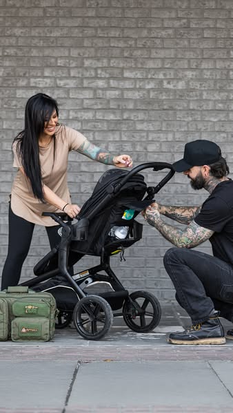 Alex Zedra ad