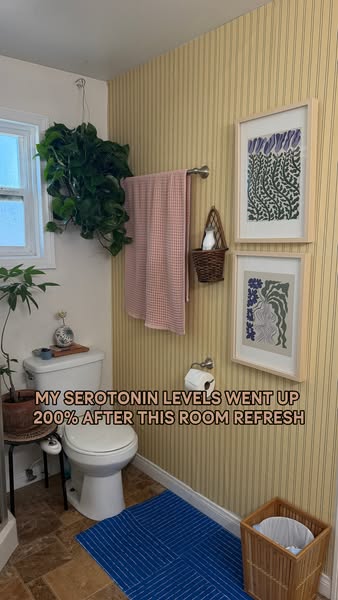 This ad uses the testimonial of a content creator who states that their serotonin levels have increased after a bathroom
