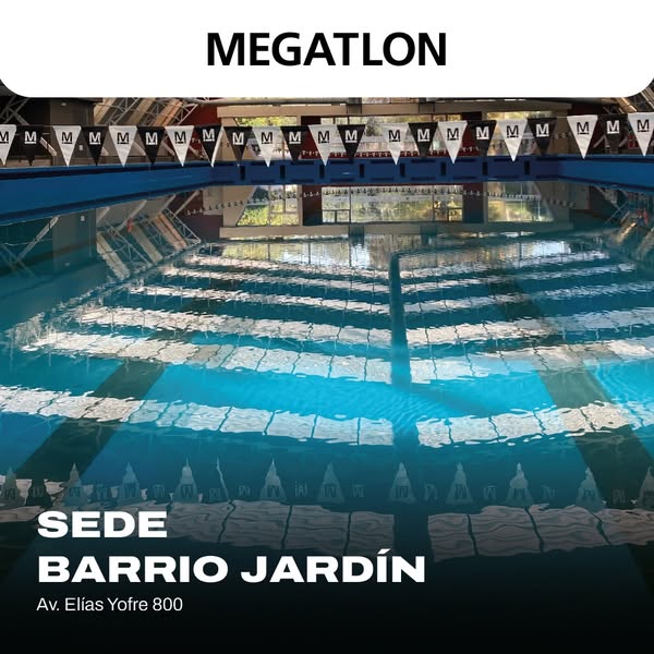 This ad promotes Megatlon's Barrio Jardín location, highlighting its swimming pool.
