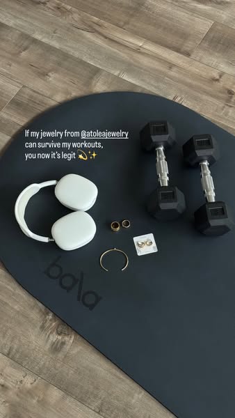 Nairee Kiana Fitness ad
