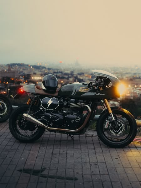 Puko Moto Cafe Racer ad