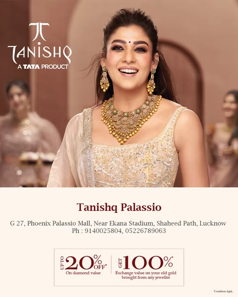 This ad for Tanishq Palassio features a smiling woman wearing a gold necklace and earrings from the brand. It highlights