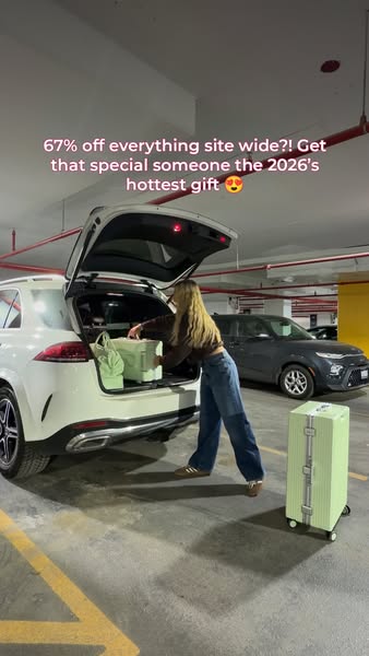 Sarah Lauren ad