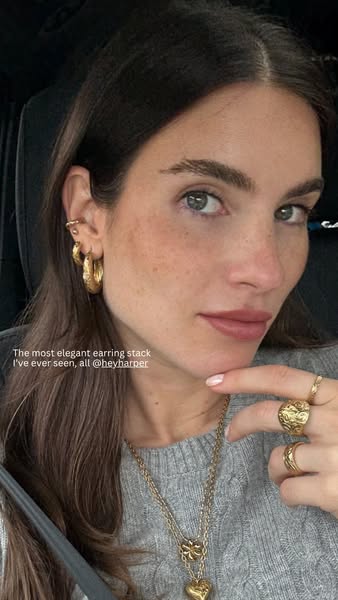 Giovana Schmitz ad