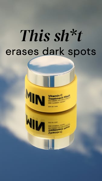 This image ad for Vitamin C Treatment Mask claims to erase dark spots.