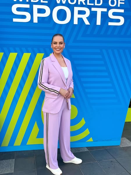 Jelena DOKIC ad