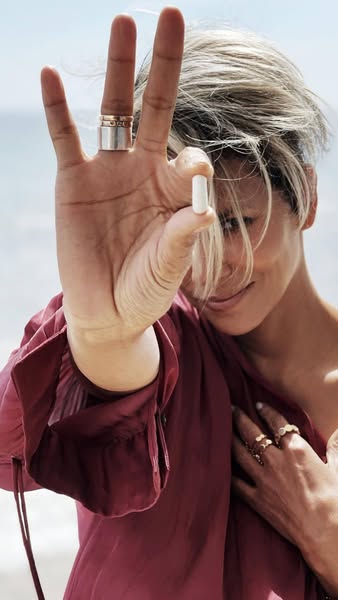 Halle Berry ad