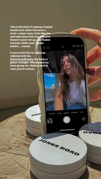 Jacqgould Connected Page ad