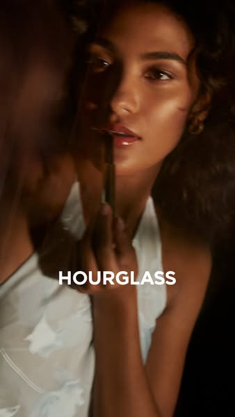 Hourglass Cosmetics ad