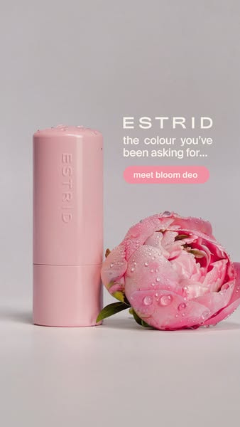 This image ad promotes Estrid's 'bloom deo' deodorant, emphasizing its color and aesthetic appeal alongside 