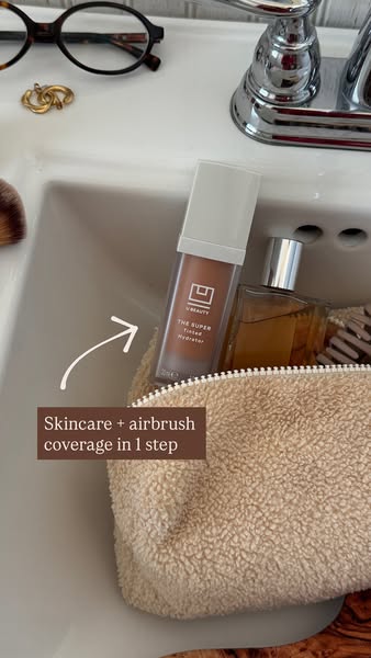 This image ad from U Beauty promotes their Super Tinted Hydrator, which combines skincare with airbrush coverage in one 