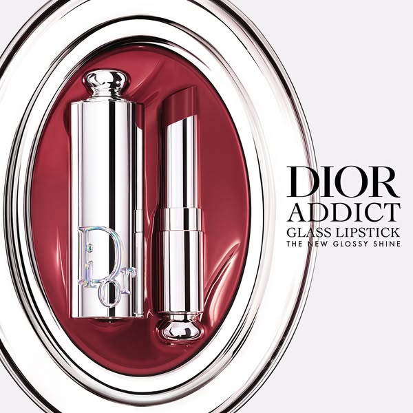 A close-up of Dior Addict Glass Lipstick.