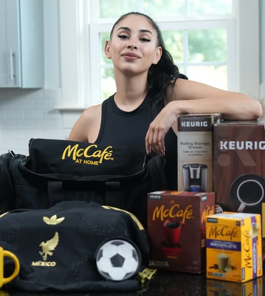 Jessica Flores ad