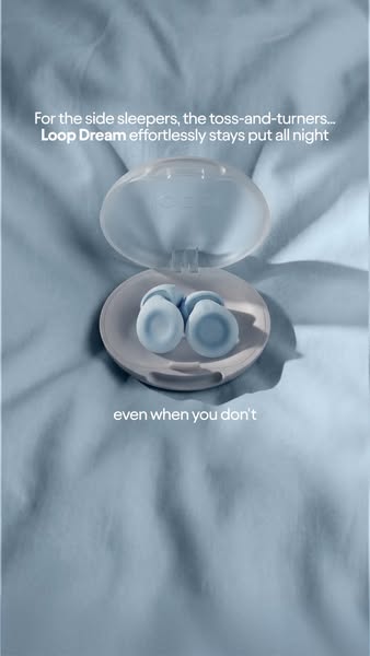 This image ad is for Loop Dream earplugs, focusing on the comfort and security they provide for side sleepers and active