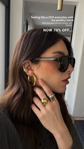 Giovana Schmitz ad