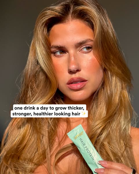 Kara Del Toro ad