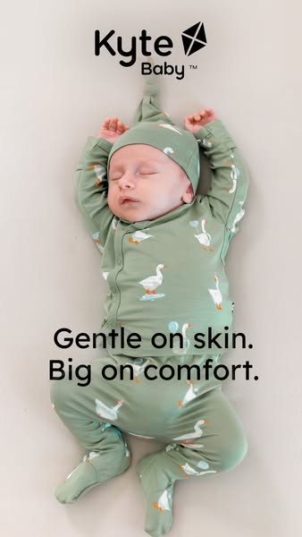 This image ad shows a baby wearing Kyte Baby branded clothing and emphasizes the comfort and gentleness of the fabric.