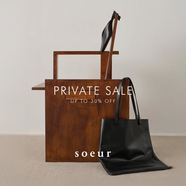 This image ad showcases products from Soeur's collection, with a focus on a tote bag and slip-on shoes, emphasizing 
