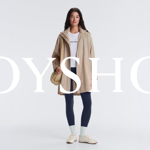 The ad showcases the brand Oysho, highlighting their apparel. A woman is wearing the outfit in a studio shot against a p