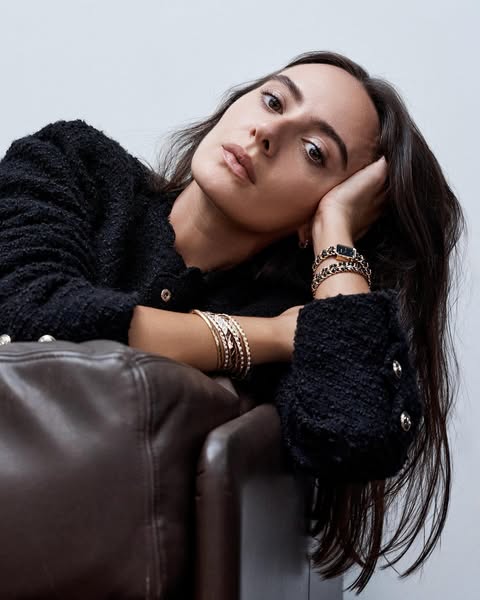 Olivia Perez ad