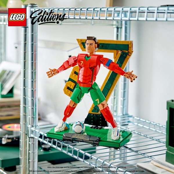 This ad features a Lego set of Cristiano Ronaldo, likely part of the Lego Editions line. The set includes a Lego figure 
