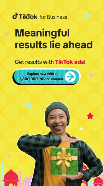 This TikTok ad features a person holding a gift to promote advertising on TikTok and offers a 1,800,000 PKR ad coupon.