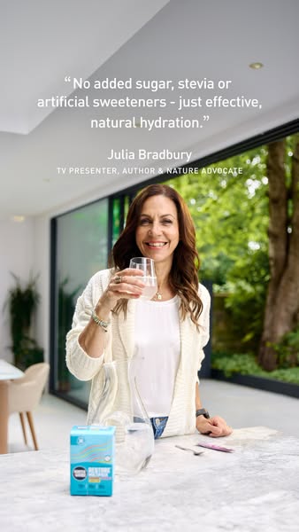 Julia Bradbury ad