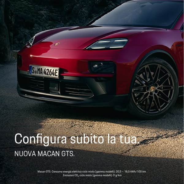 This image ad features the front view of a red Porsche Macan GTS with the text 'Configura subito la tua. NUOVA MACAN