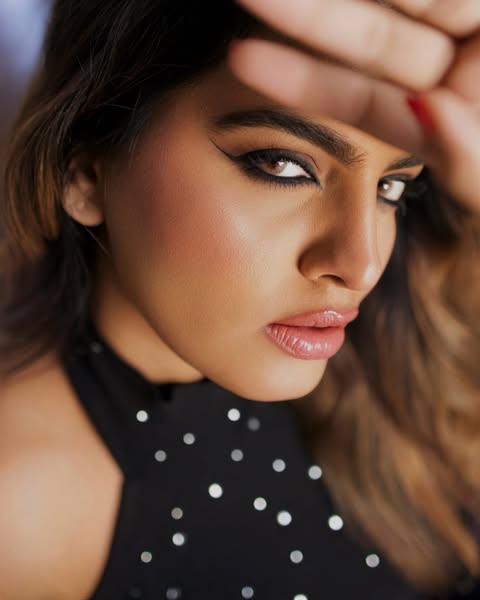 Silvery Shah ad