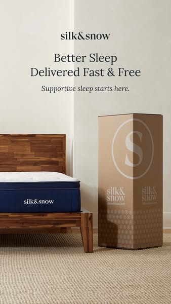 This image ad for Silk & Snow features a mattress and its packaging in a neutral-toned room. The ad highlights the b
