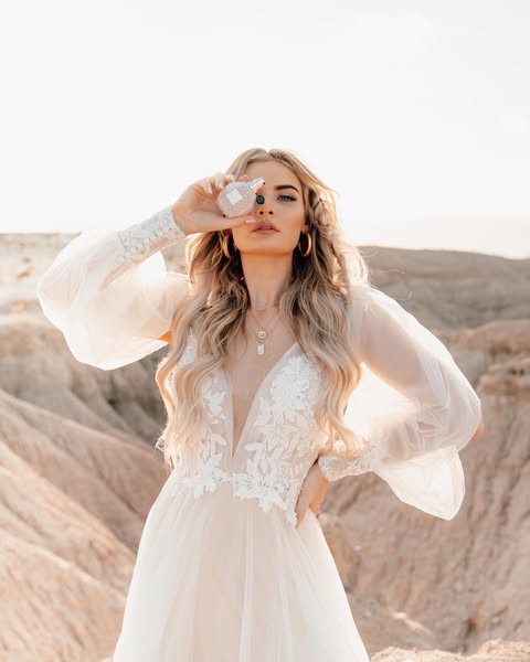 EVA CATHERINE CHICOLLO ad