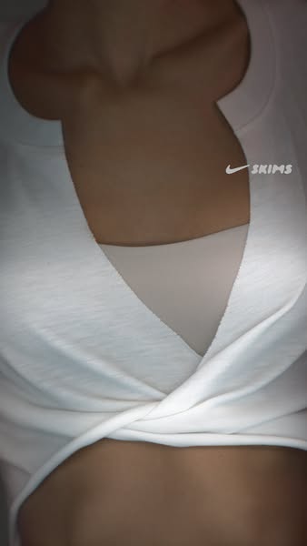 Kim Kardashian ad