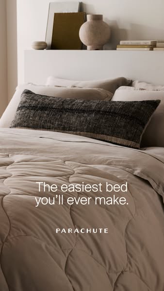 This ad showcases bedding from Parachute. The headline promises an easy-to-make bed, which is consistent with the brand&