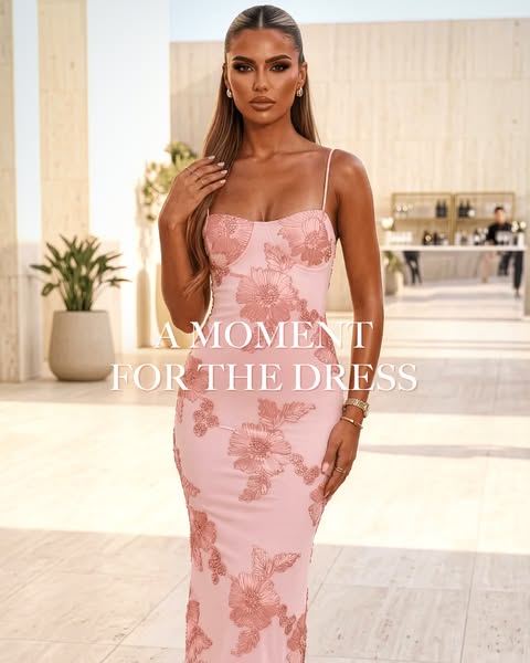 DressMeZee ad