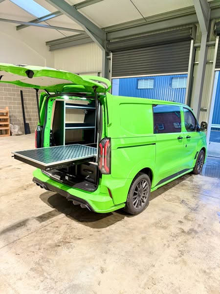 VANFITSOLUTIONS ad