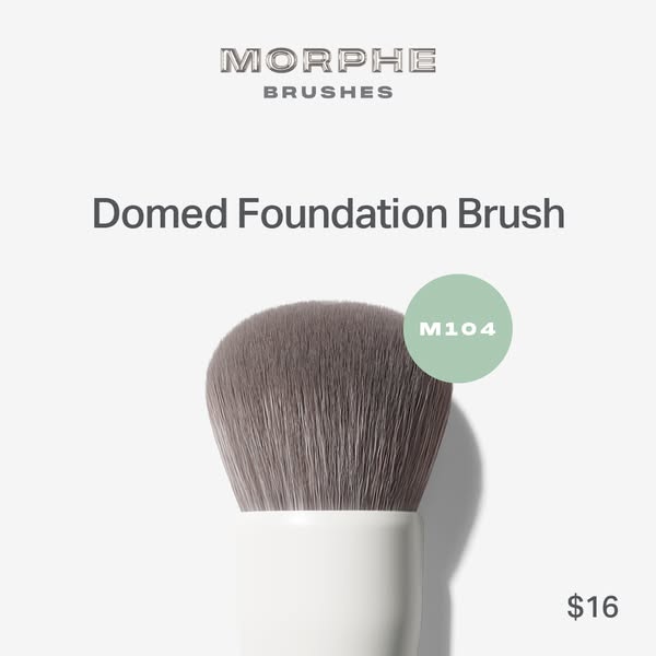 This ad showcases the Morphe Domed Foundation Brush M104. The ad features a close-up of the brush with a mint green circ
