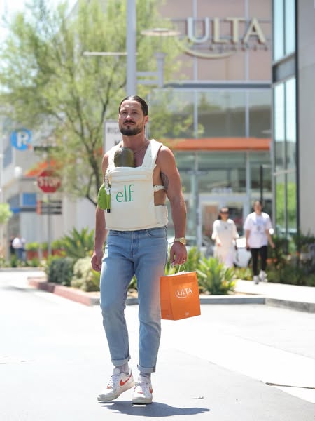 Valentin Chmerkovskiy ad