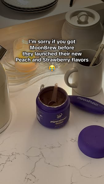 LaurenWoods ad